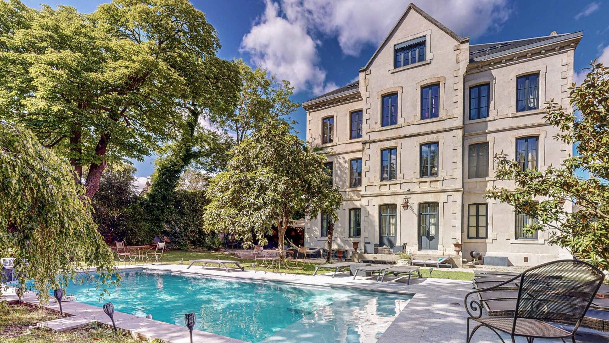 Demeure Saint Louis Historic Manor, City 700M, Parking,A C,Clim,Wifi, Heated Pool, City View การ์กาซอน ภายนอก รูปภาพ